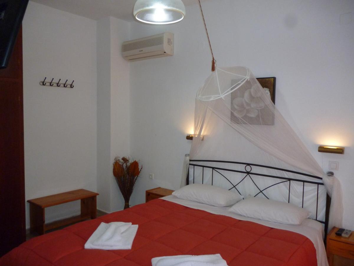 Kostas Apartments & Studios Агиос-Георгиос-Пагон Экстерьер фото