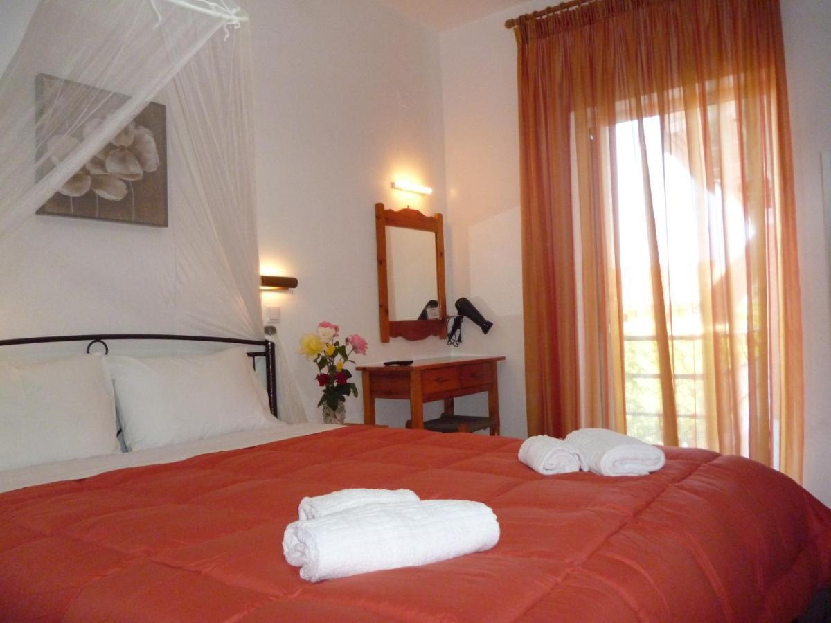 Kostas Apartments & Studios Агиос-Георгиос-Пагон Экстерьер фото